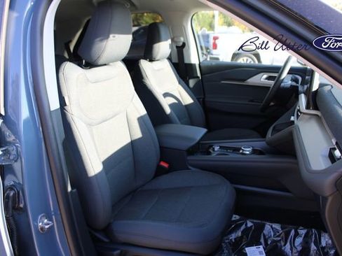 New 2026 Ford Explorer Active image 7