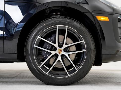 New 2025 Porsche Macan image 36
