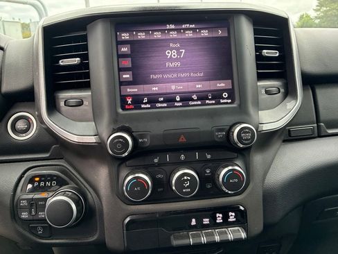 Used 2019 RAM 1500 Big Horn AWD/4WD image 29
