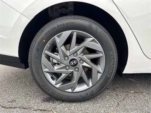 New 2026 Hyundai Elantra Blue image 17