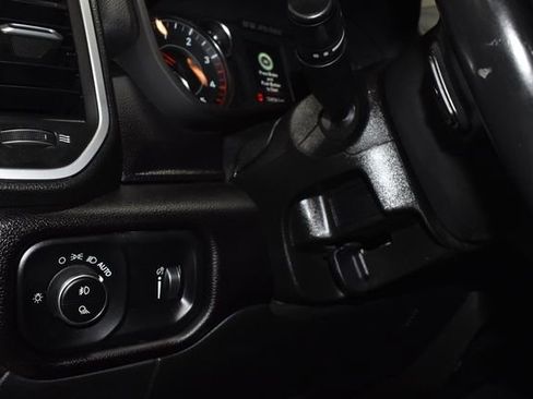 Used 2024 RAM 2500 Big Horn image 28