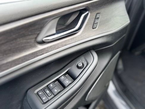 Used 2021 Jeep Grand Cherokee L Limited image 19