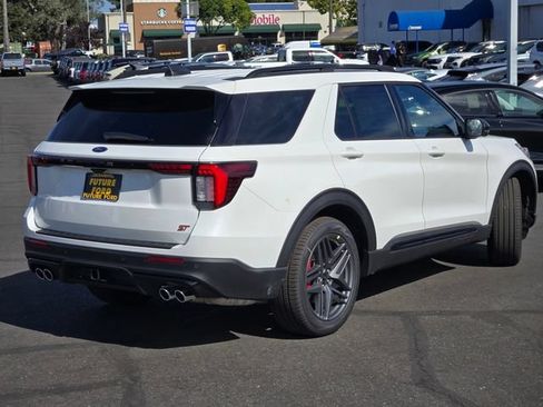 New 2026 Ford Explorer ST w/ Sun And Sound Package AWD/4WD image 4
