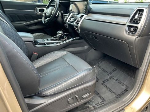 Used 2021 Kia Sorento SX Prestige image 26
