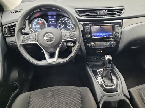 Used 2021 Nissan Rogue Sport S image 22