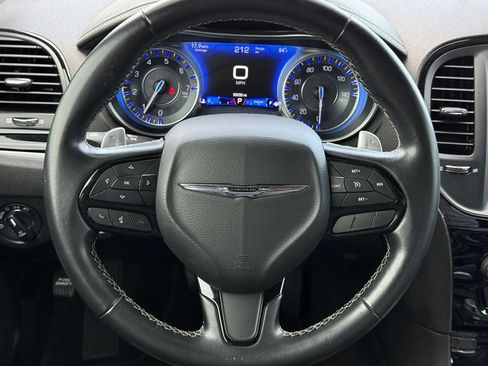 Used 2022 Chrysler 300 S RWD image 13