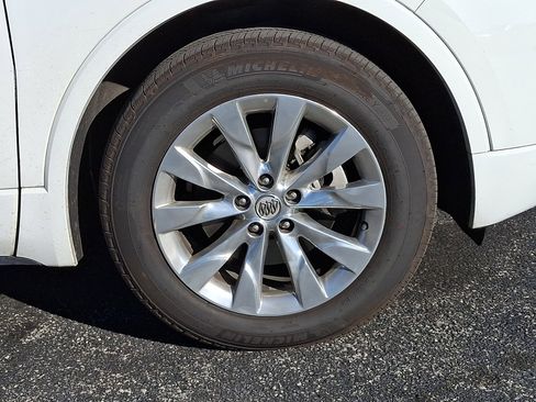 Used 2017 Buick Envision Essence w/ LPO, Cargo Package image 9