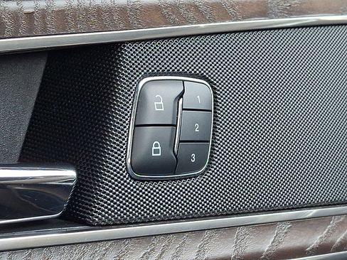 Used 2016 Lincoln MKX Reserve w/ Technology Package image 22