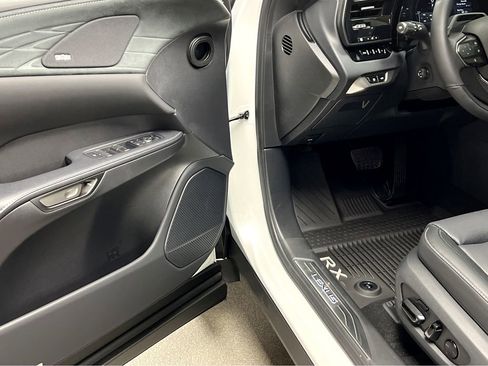 New 2026 Lexus RX 450h 450h+ Luxury image 8