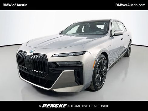 New 2026 BMW 750e xDrive w/ Executive Package image 1
