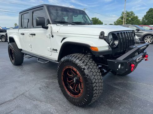 Used 2021 Jeep Gladiator Sport AWD/4WD image 16