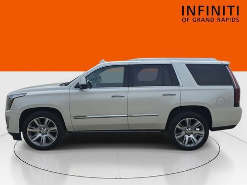 Used 2015 Cadillac Escalade Premium AWD/4WD image 8