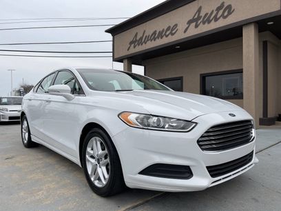 Used 2016 Ford Fusion SE