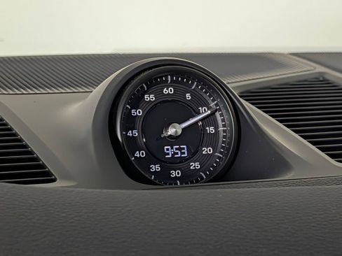 New 2026 Porsche Cayenne Coupe AWD/4WD image 32
