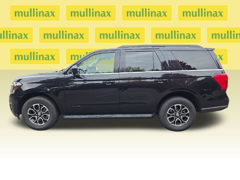 Certified 2024 Ford Expedition XLT AWD/4WD image 8