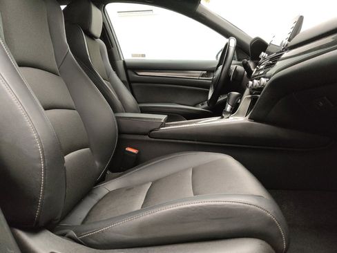 Used 2022 Honda Accord Sport image 21