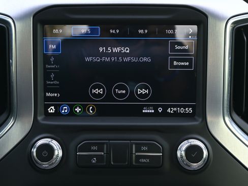 Used 2020 GMC Sierra 1500 Elevation w/ Elevation Value Package image 17