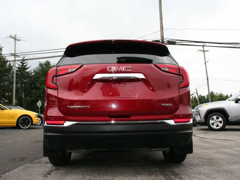 Used 2020 GMC Terrain SLT w/ Preferred Package AWD/4WD image 6