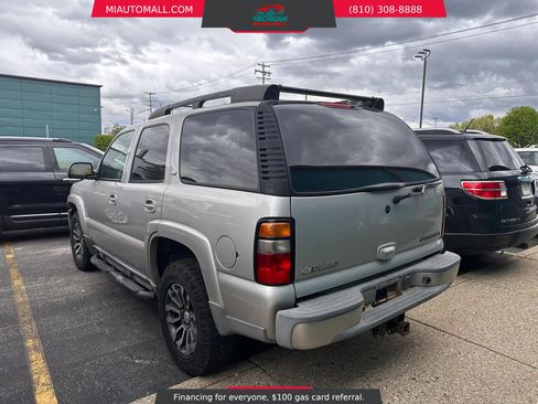 Used 2005 Chevrolet Tahoe Z71 w/ Preferred Equipment Group AWD/4WD image 4
