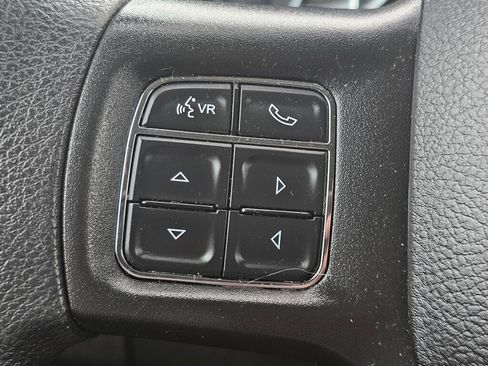 Used 2022 RAM 1500 Express w/ Wheel & Sound Group AWD/4WD image 26