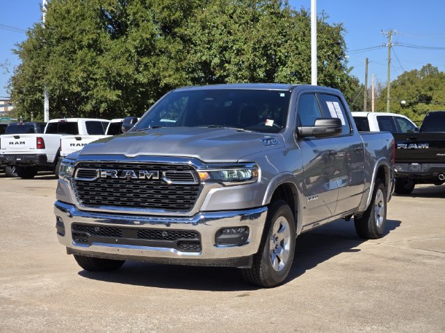 Used 2025 RAM 1500 Big Horn AWD/4WD image 3