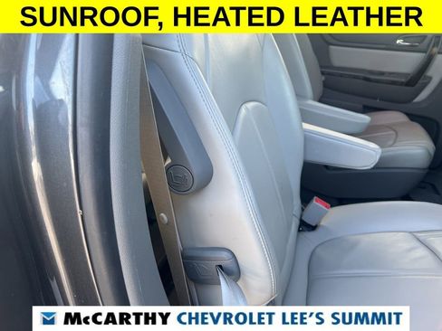 Used 2014 GMC Acadia SLT image 25