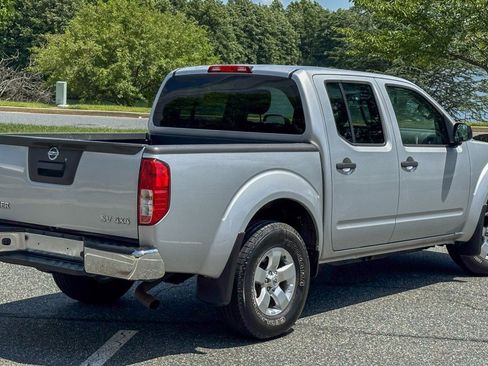 Used 2013 Nissan Frontier SV AWD/4WD image 14