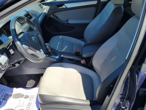 Used 2014 Volkswagen Jetta SEL Premium image 17
