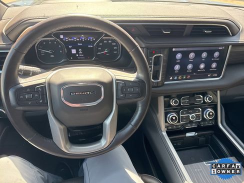 Used 2021 GMC Yukon XL Denali w/ Denali Premium Package image 18