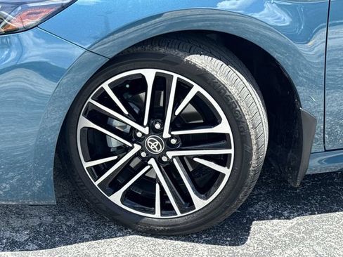 Used 2025 Toyota Camry XLE FWD image 39