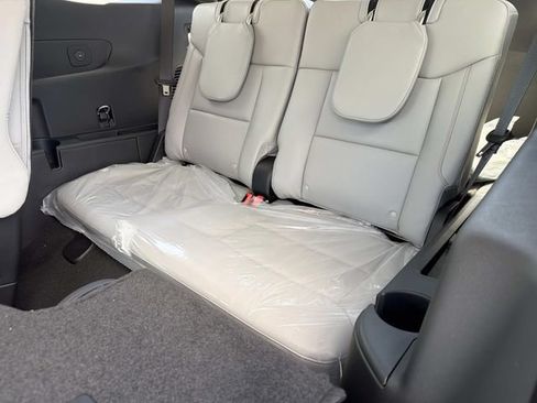 New 2026 Ford Explorer Active w/ Active Comfort Package RWD image 25