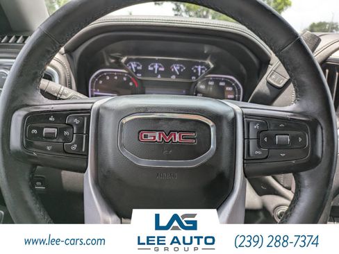Used 2022 GMC Sierra 1500 SLT w/ SLT Premium Plus Package AWD/4WD image 23