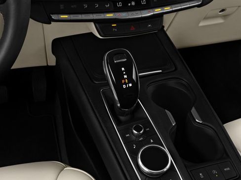 Used 2022 Cadillac XT4 Premium Luxury w/ Sun And Sound Package AWD/4WD image 9