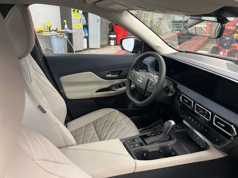 New 2026 Nissan Sentra SL w/ Floor Mat Package FWD image 40