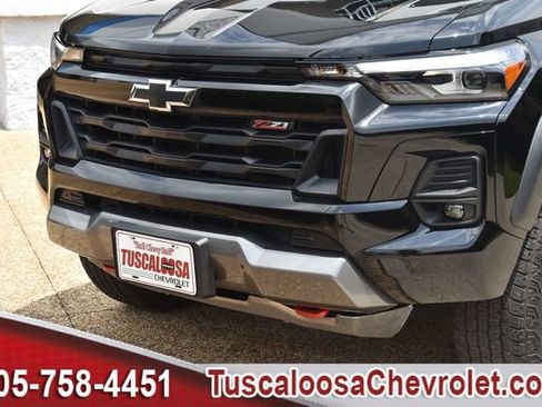 Used 2024 Chevrolet Colorado Z71 w/ Z71 Convenience Package 2 AWD/4WD image 39