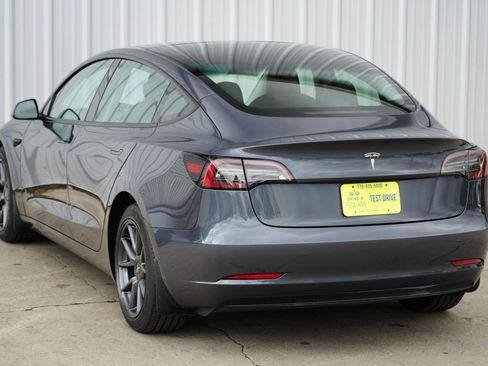 Used 2023 Tesla Model 3 Standard Range image 49