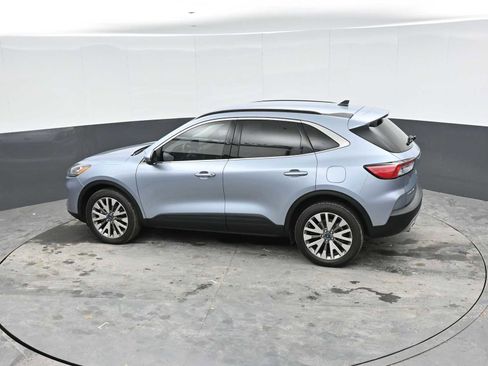 Used 2022 Ford Escape Titanium AWD/4WD image 31
