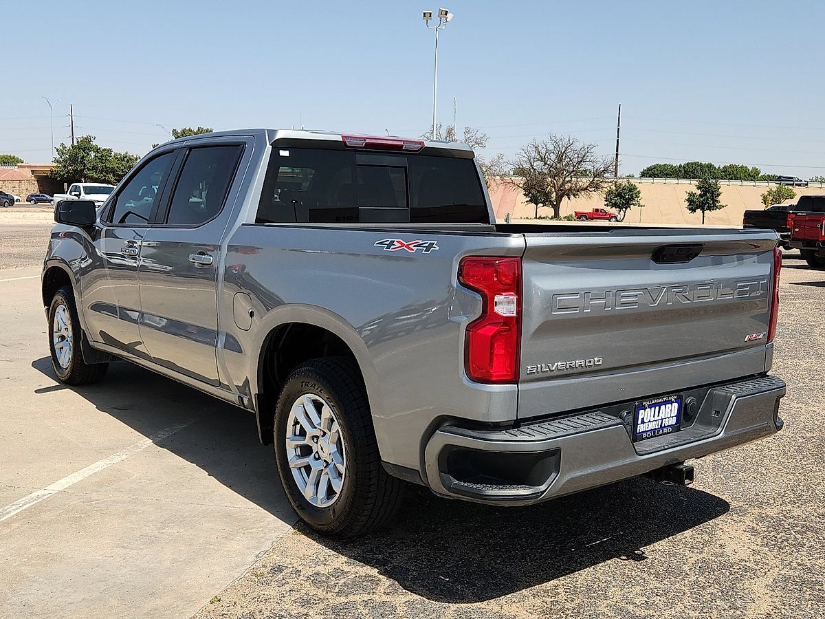 Used 2024 Chevrolet Silverado 1500 RST w/ Convenience Package II AWD/4WD image 2