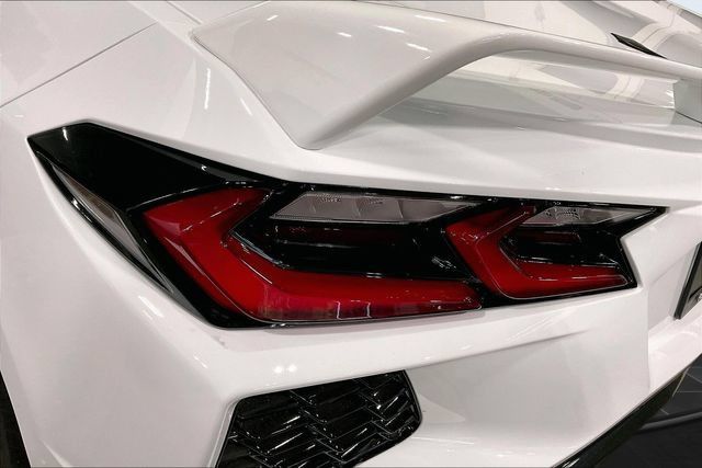 Used 2020 Chevrolet Corvette Stingray Premium Cpe w/ 3LT Preferred Equipment Group RWD image 29