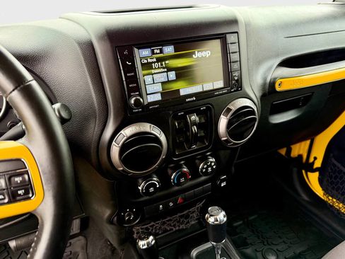 Used 2015 Jeep Wrangler Unlimited Sport w/ Quick Order Package 24S image 12