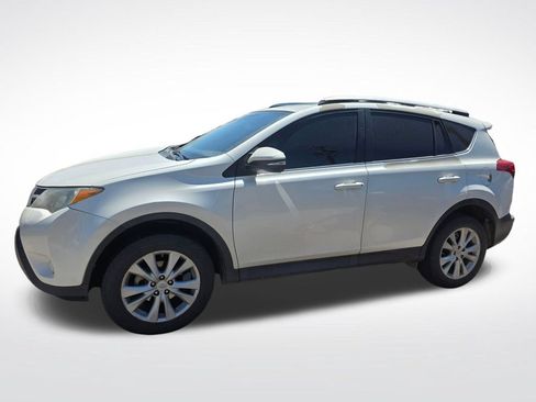 Used 2014 Toyota RAV4 Limited w/ Technology Package FWD image 4