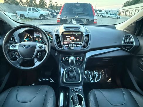 Used 2013 Ford Escape Titanium w/ Parking Technology Pkg AWD/4WD image 3