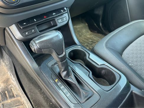 Used 2016 Chevrolet Colorado Z71 AWD/4WD image 14
