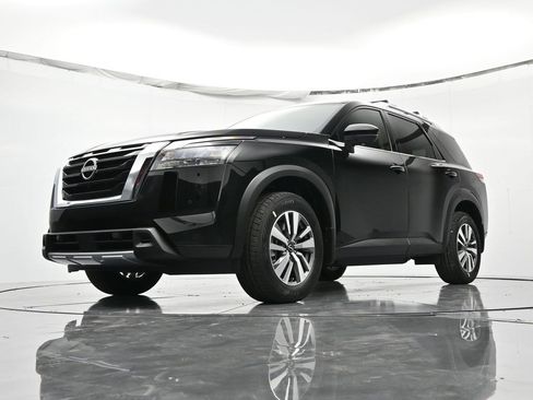 New 2025 Nissan Pathfinder SL image 38