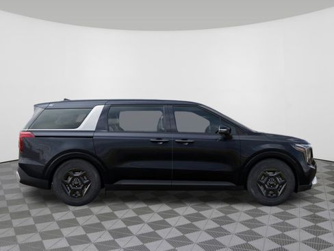 New 2026 Kia Carnival LX image 8
