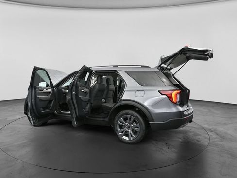 New 2026 Ford Explorer Active w/ Active Comfort Package AWD/4WD image 51