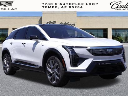 New 2025 Cadillac Optiq Luxury 1
