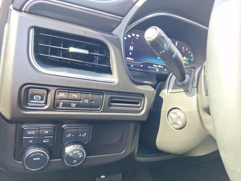 Used 2024 Chevrolet Tahoe RST w/ Luxury Package image 18