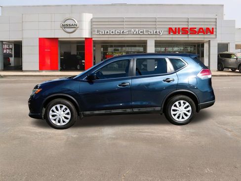 Used 2016 Nissan Rogue S image 6