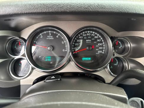 Used 2012 Chevrolet Silverado 1500 LT AWD/4WD image 19